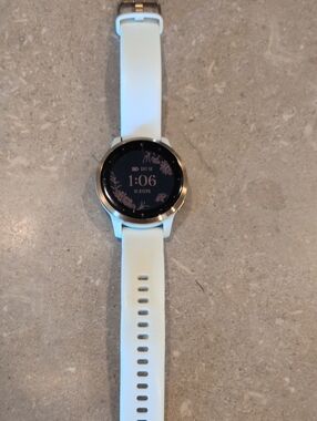 Garmin - As Is. Vivo active 4s